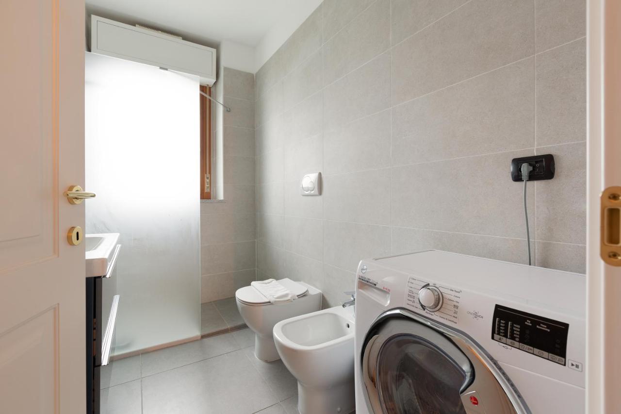 Milan Comfy Apartment X3 - With Balcony Exteriör bild