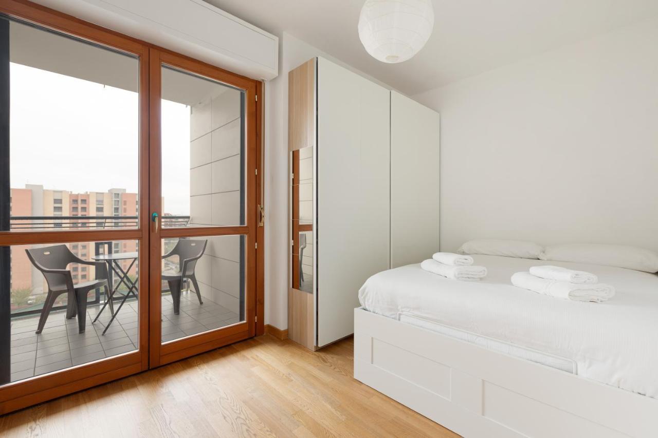 Milan Comfy Apartment X3 - With Balcony Exteriör bild