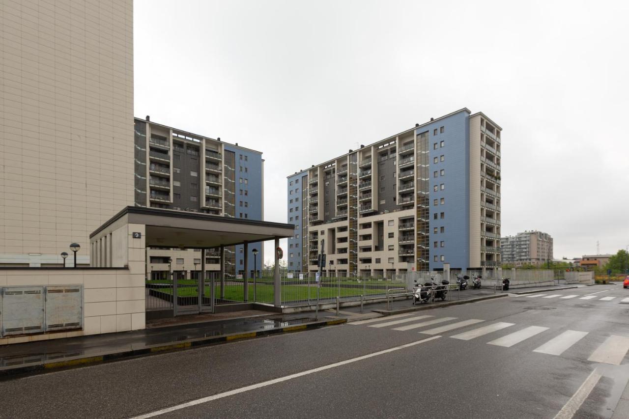 Milan Comfy Apartment X3 - With Balcony Exteriör bild